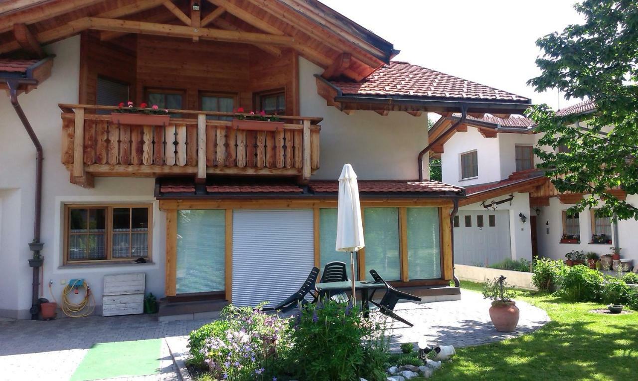 شقة Bina' S House سيليان المظهر الخارجي الصورة